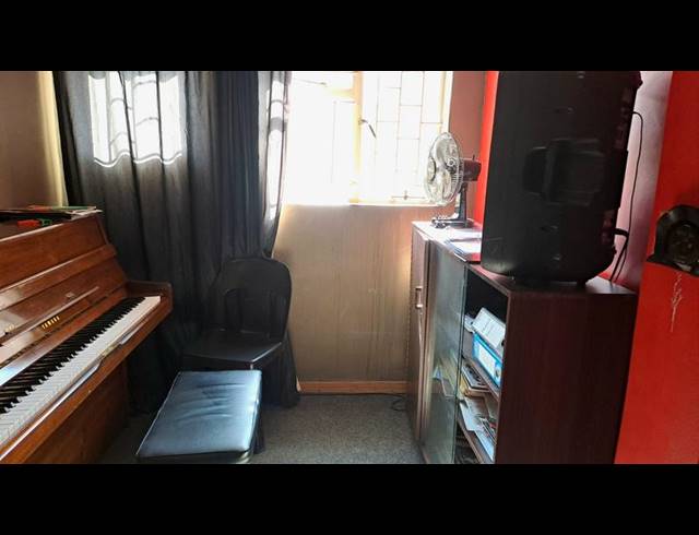 5 BEDROOM HOUSE FOR SALE IN VANDERBIJLPARK SW 1